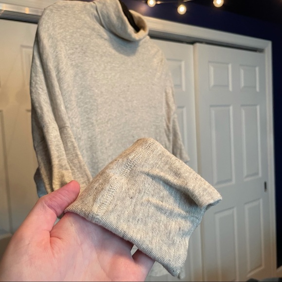 Madewell Studio turtleneck in Heather Cloud - Picture 5 of 16